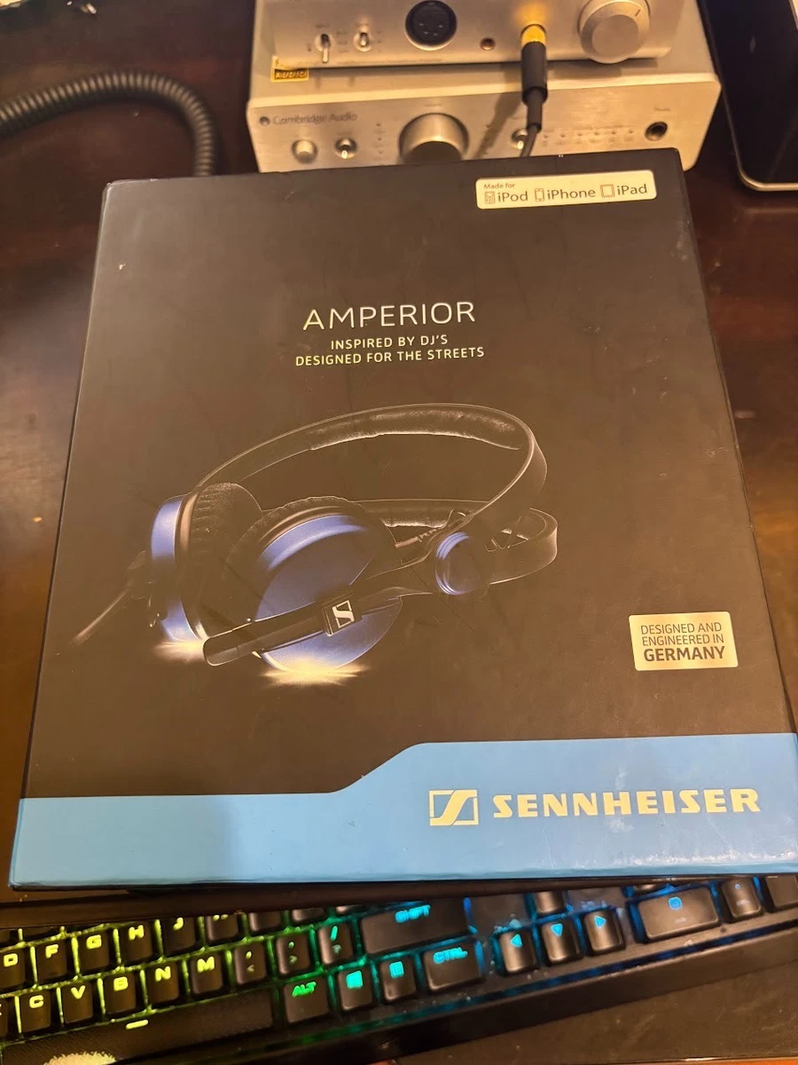 ゼンハイザー Sennheiser メタリックブルー AMPERIOR️♡A4 ゼンハイザーのヘッドホン「AMPERIOR」にブルーのカラバリが2月1日発売