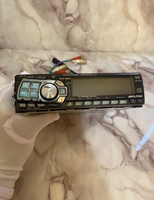 ALPINE CDA-9813R Car CD MP3 Radio Receiver V-Drive 4 X 60 WATT 4v Preout *READ*