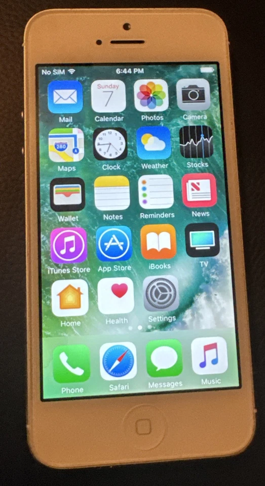 Apple iPhone 5 16GB White (Verizon) A1429 Fast Ship Good Used 10.3.4 IOS - Image 2 of 3