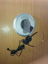 Roadstar PCD-2004 Portable CD Player