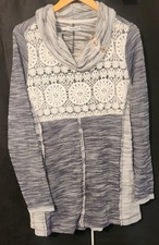 MAURICES Womens Gray & White Long Sleeve Sweater With Lace~Size 1