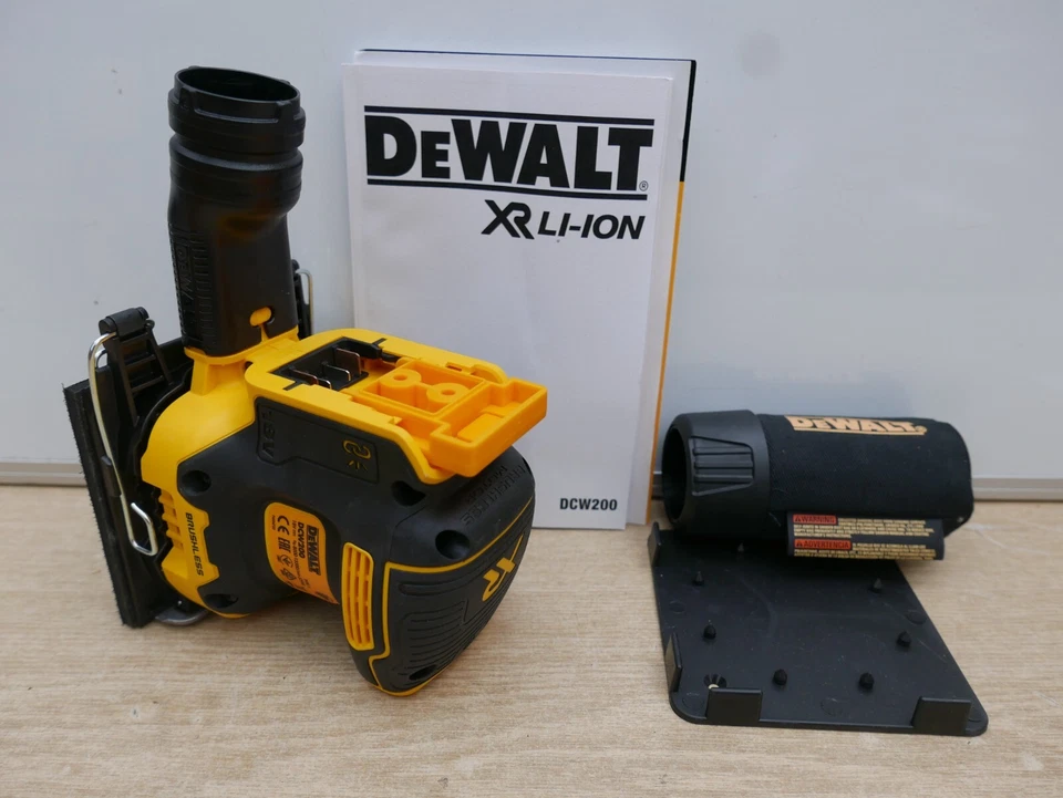 DeWALT DCW200 18v xr cordless palm sander + bag bare unit + free stealth mount - Image 3 of 4