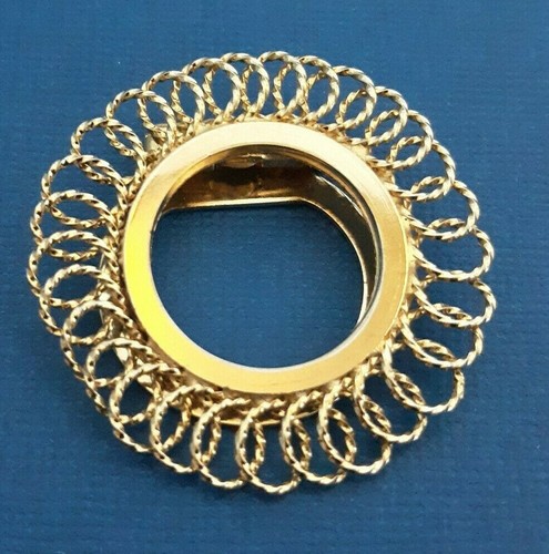 Scarf clips Lot 2 Vtg Celebrity Silver tone Heart gold tone Circle 1 1/2 in SC28 - Picture 6 of 9