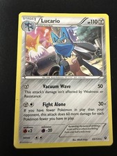 Pokémon TCG Lucario Fates Collide Holo Rare Card 63/124 Nintendo LP