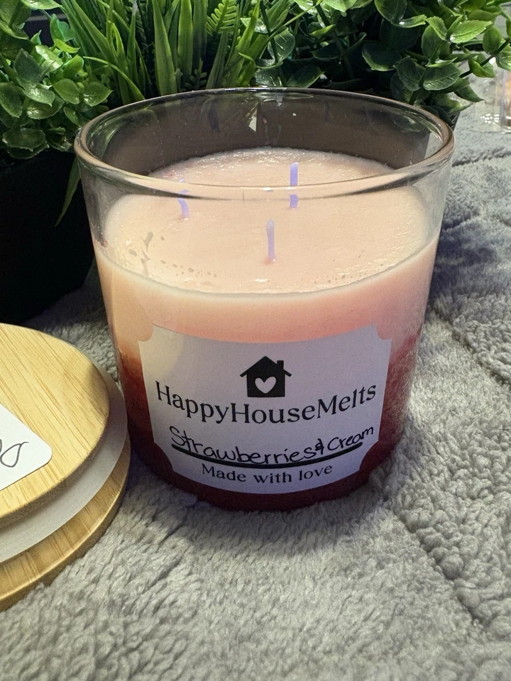 Tarro de 10 oz vela-fresas y crema vela perfumada con aceites esenciales 3 mechas Foto 3 de 3