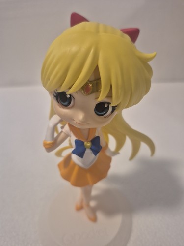 Figurine Pretty Guardian Sailor Moon Eternal QPosket Super Sailor Venus Type - Picture 12 of 15