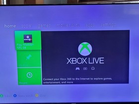 Xbox 360 Elite 120GB Console Bundle Lot With Controller Tested