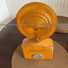 Vtg R.e. Dietz Co Visi-flash Construction Caution Light Yellow Untested 650 Vtg R.e. Dietz Co Visi-flash Construction Caution Light Yellow Untested 650