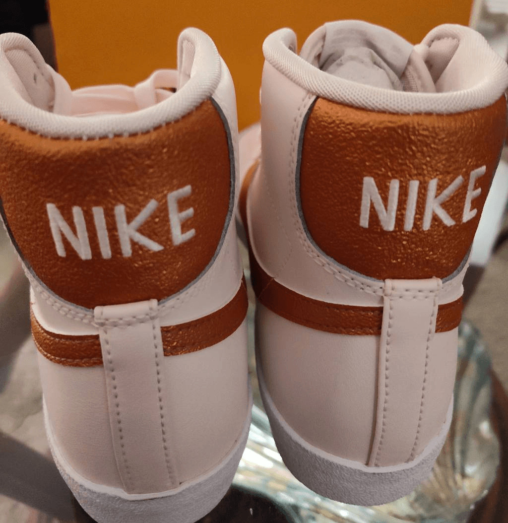 NIKE W BLAZER MID '77 ESS LIGHT SOFT PINK ROSE DOUX CLAIR WMS 11 MENS 9.5 NIB image 4