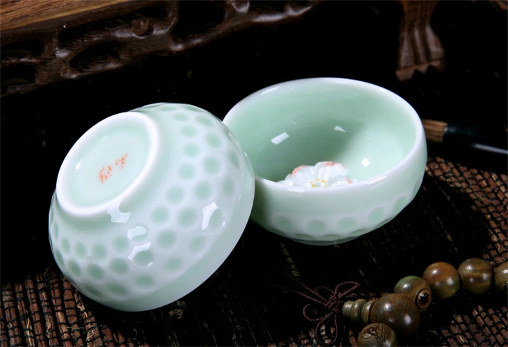 55ml Chinese Porcelain Tea Cup Ceramic Cup Lotus Carved Longquan Celadon Teacups - Image 3 of 4