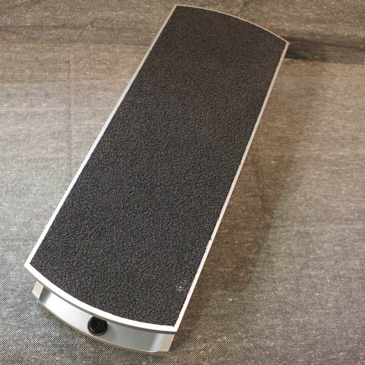 ギター ERNIE BALL 6166 250K VOLUME PEDAL Ernie ball 6168 Mono 250K Volume Pedal with Switch Volume