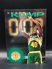 1995-96 Hoops Shawn Kemp Buzzer Beaters #221 SuperSonics Insert