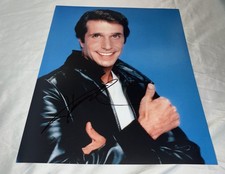 Henry Winkler Signed 11x14 Photo Happy Days Fonz