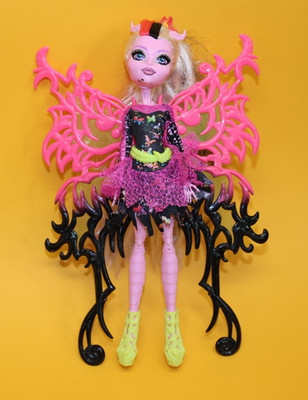 Ever After High Puppe Fatale Fusion-Hybrid Bonital Femur