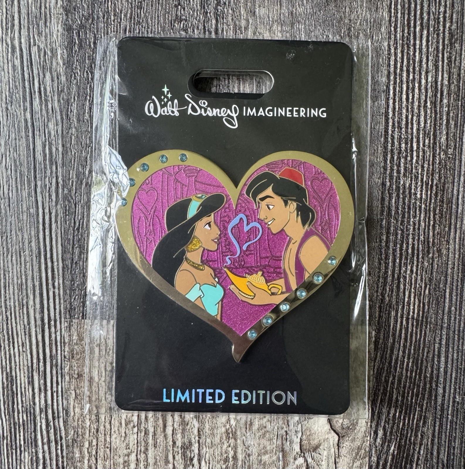 2024 Disney WDI MOG Aladdin Jasmine Valentine’s Day Hearts LE 300 Pin