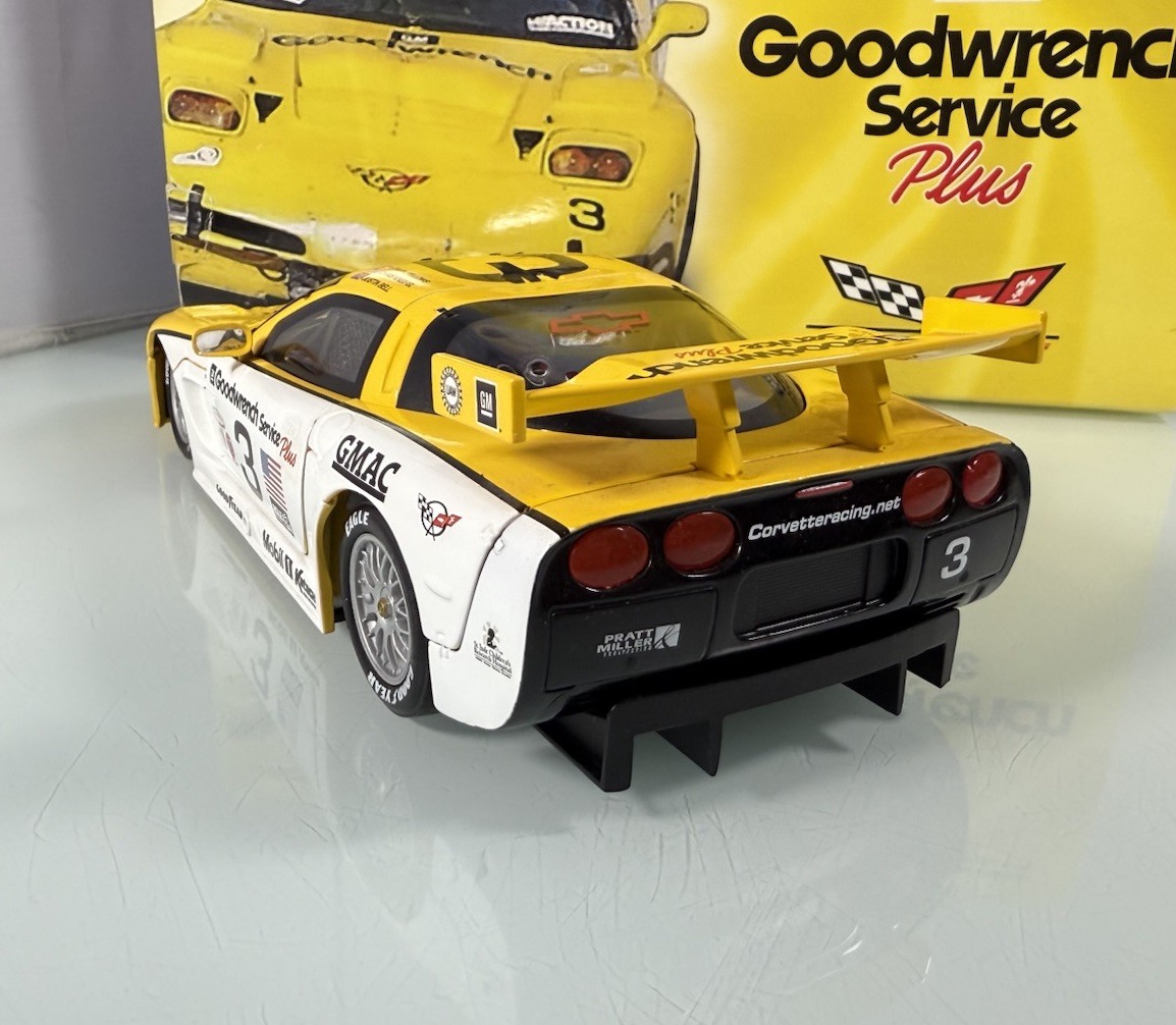オートアート18/1 Corvette C5-R ミニカー Goodwrench RARE NEW GMP 1999 Goodwrench Corvette C5R #2 LIMITED EDITION 1-500