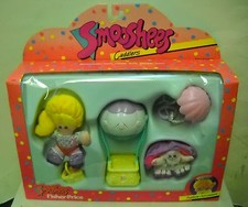  3429 NRFB Vintage Fisher Price Smooshees Cuddlers Balloon Adventure w/Brooke