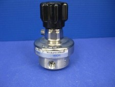 Veriflo HFR901S4PBV14 High Flow Pressure Regulator, 4 Ports 1/2" and 1/4" NPT