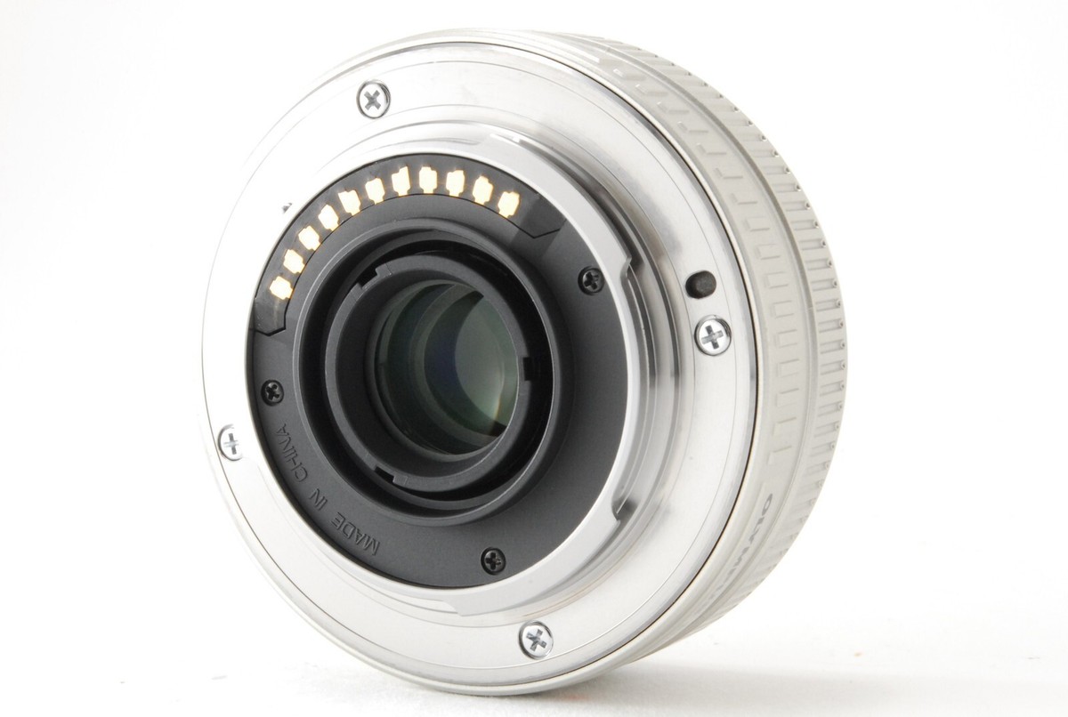 Olympus M.zuiko Digital 17mm F/2.8 Lens for Micro Four Thirds for