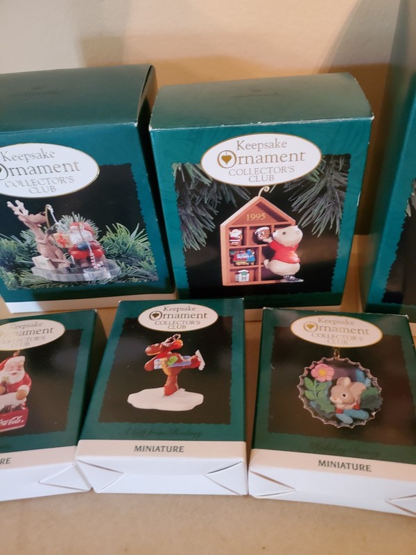 Hallmark KOC Collectors Club Lot Of 27 Ornaments Used But Never Displayed.