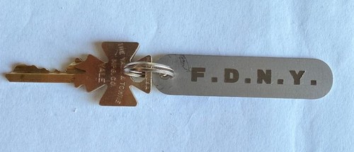 VINTAGE ORIGINAL FDNY FIRE ALARM TELEGRAPH BOX KEY (NOT A REPRODUCTION OR COPY)