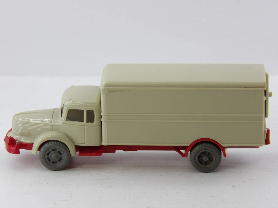Wiking 1:87  - Krupp Titan Koffer-LKW  CS 654/1E - Bild 2 von 4