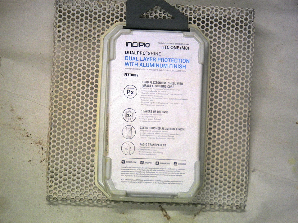 Incipio Dual pro shine case for Htc One - Image 2 of 2