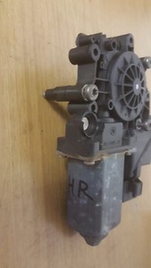 Audi A6 4B C5 2.5 TDI Fensterheber Motor 4B0959802B Hinten  rechts / 95