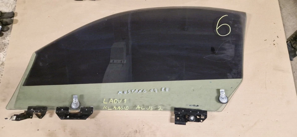 Переднее правое пассажирское боковое окно для Ford Mustang 1999-2004 годов выпуска - Изображение 3 из 4