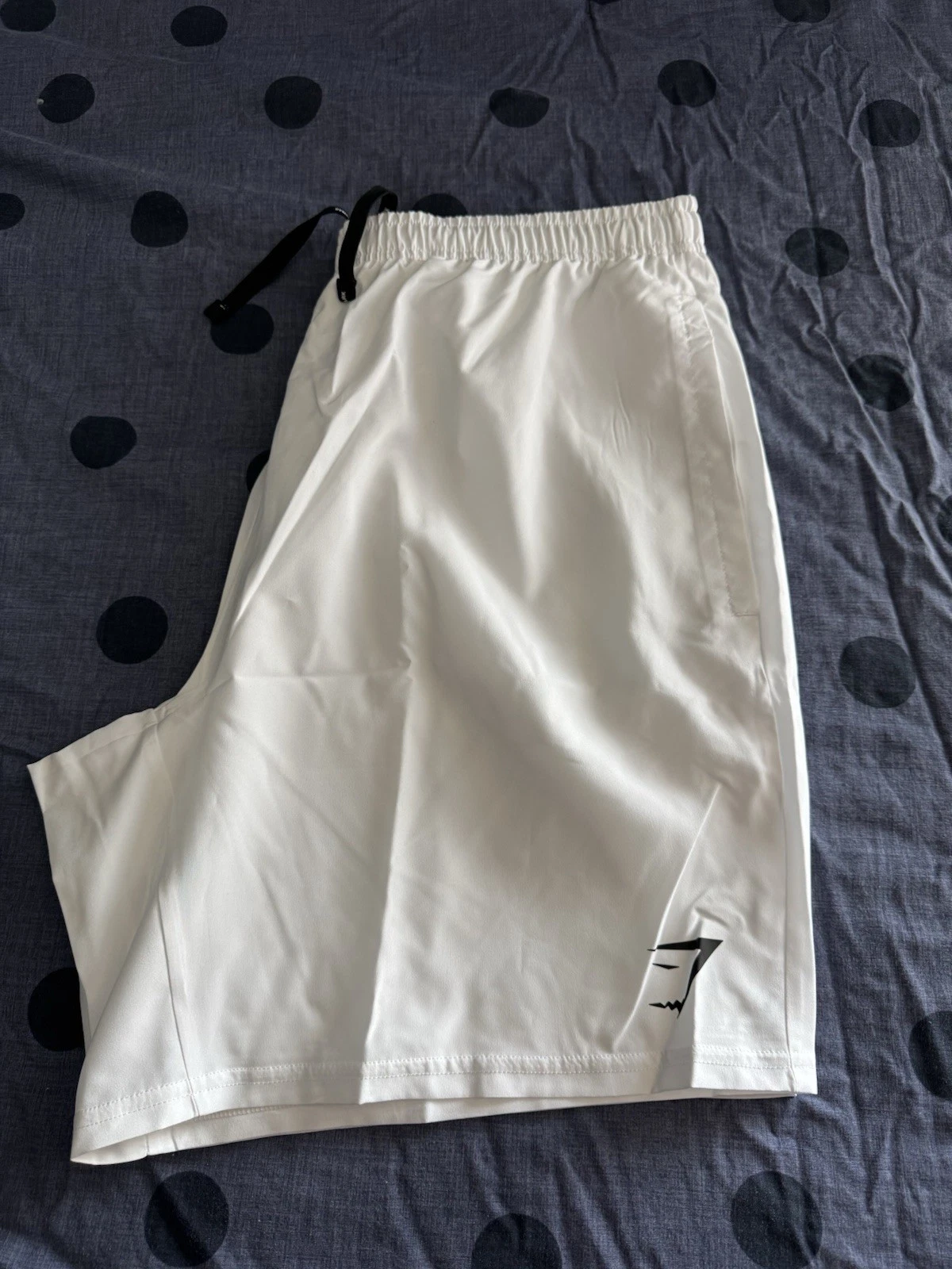 Gymshark Shorts Mens Medium White Slim Arrival 7" Athletic Gym Training Workout
