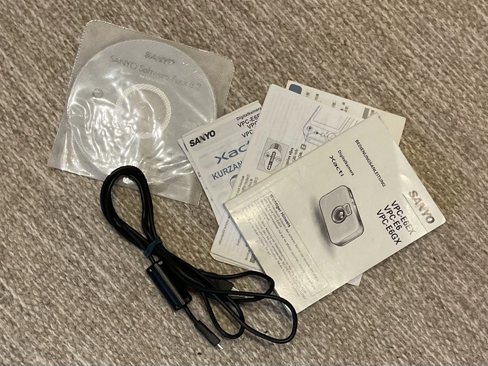 Sanyo Xati VPC-E6EX Digitalkamera Silber - Bild 3 von 3