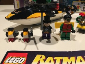 2008 Lego Batman 7885 Robin's Scuba Jet Attack of The Penguin Complete