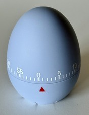 Eieruhr, Kurzzeitmesser in Eiform, hellblau