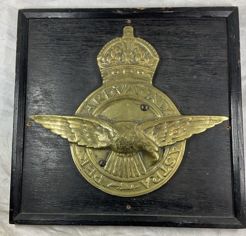 Royal Air Force RAF Brass Wall Plaque Shield Badge Militaria Sign Vintage Heavy