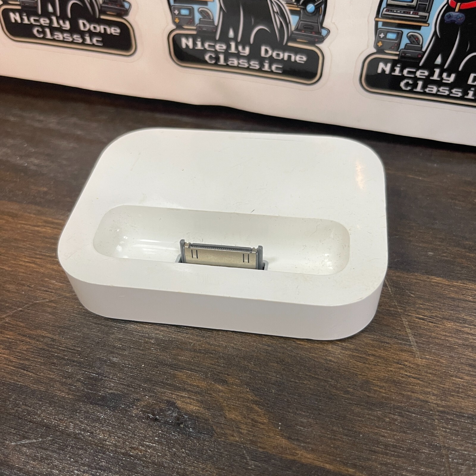 OEM  2003 Apple iPod iPhone 30 Pin Docking Charging Stand Cradle Base