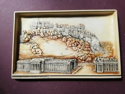 Bossons Ivorex Edinburgh Castle and National Gallery handbemalte Wandrelief 