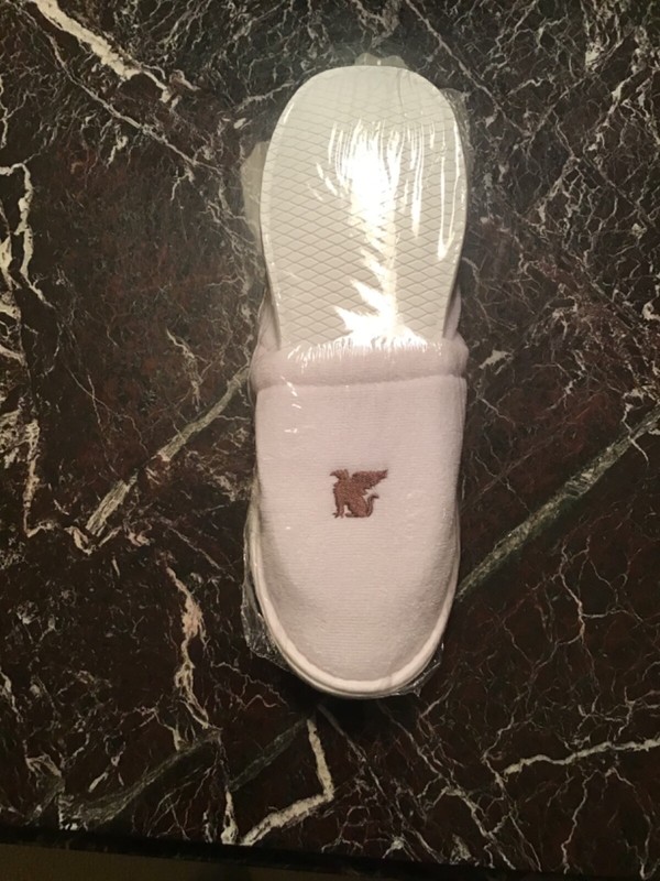 J W MARRIOTT HOTEL Unisex SLIPPERS - LARGE SIZE ... Brand new in sealed package