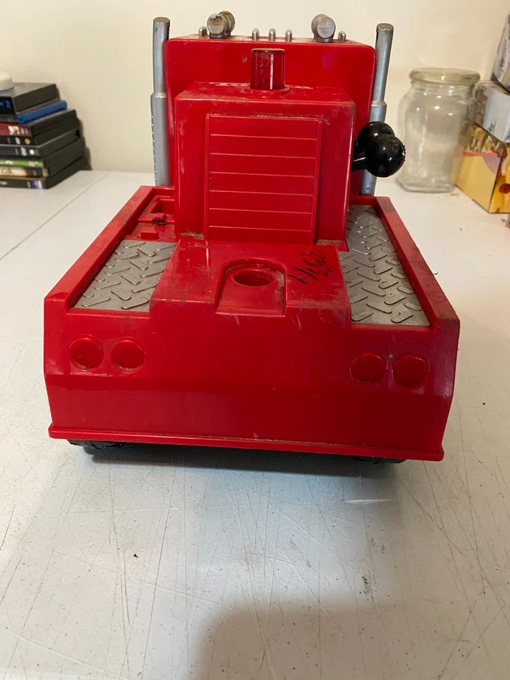 Редкая Tonka 2001 Большая Красная Платформа Kenworth Руки на Управлении - Изображение 4 из 4