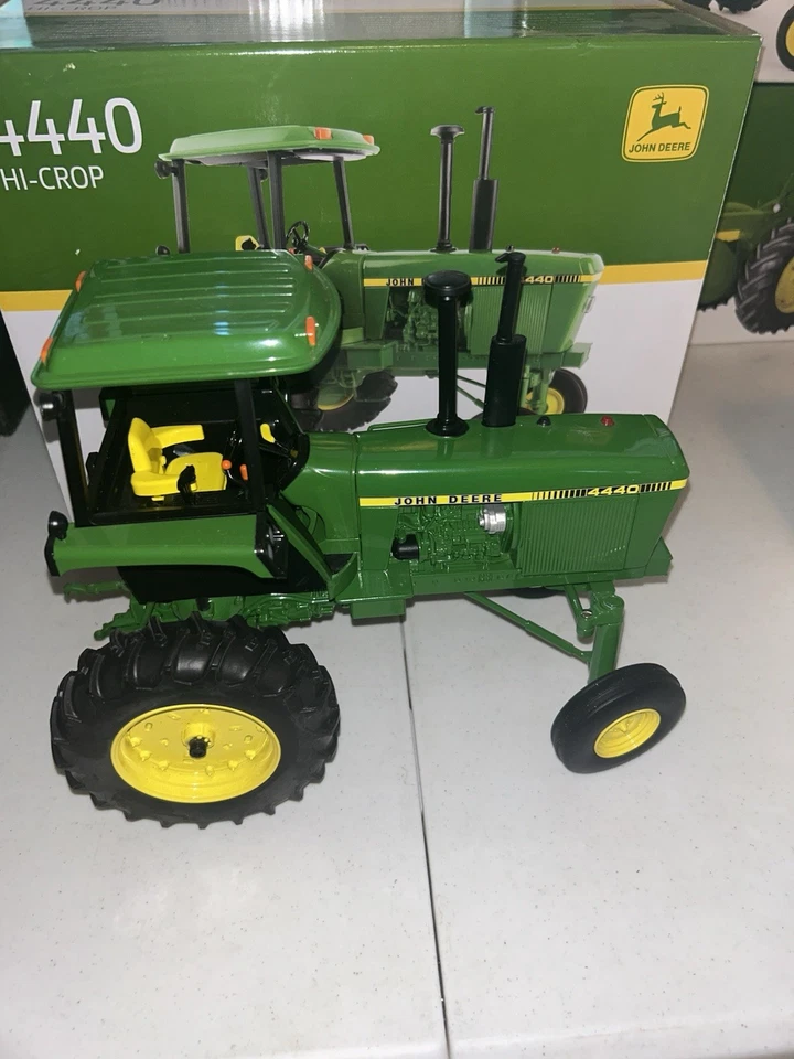 1/16 John Deere 4440 Hi-Crop Two Cylinder Club 2021 - Image 3 of 4