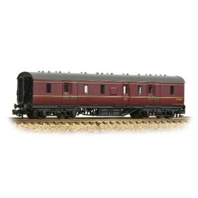 Graham Farish 374-889A LMS Stanier 50ft Full Brake BR Maroon Era 5 N Gauge