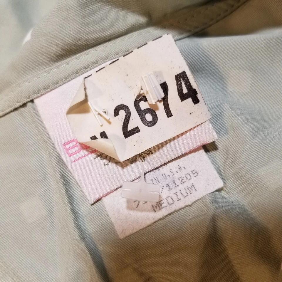 BLUSA Y PANTALONES BENTLEY DE COLECCIÓN ACETATO/RAYÓN HECHOS EN EE. UU. TOP MEDIANO/PANTALONES PEQUEÑOS Foto 3 de 4