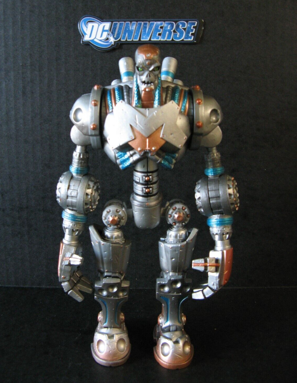 DC Universe Classics Wave 5 Metallo - CNC - Collect and Conn