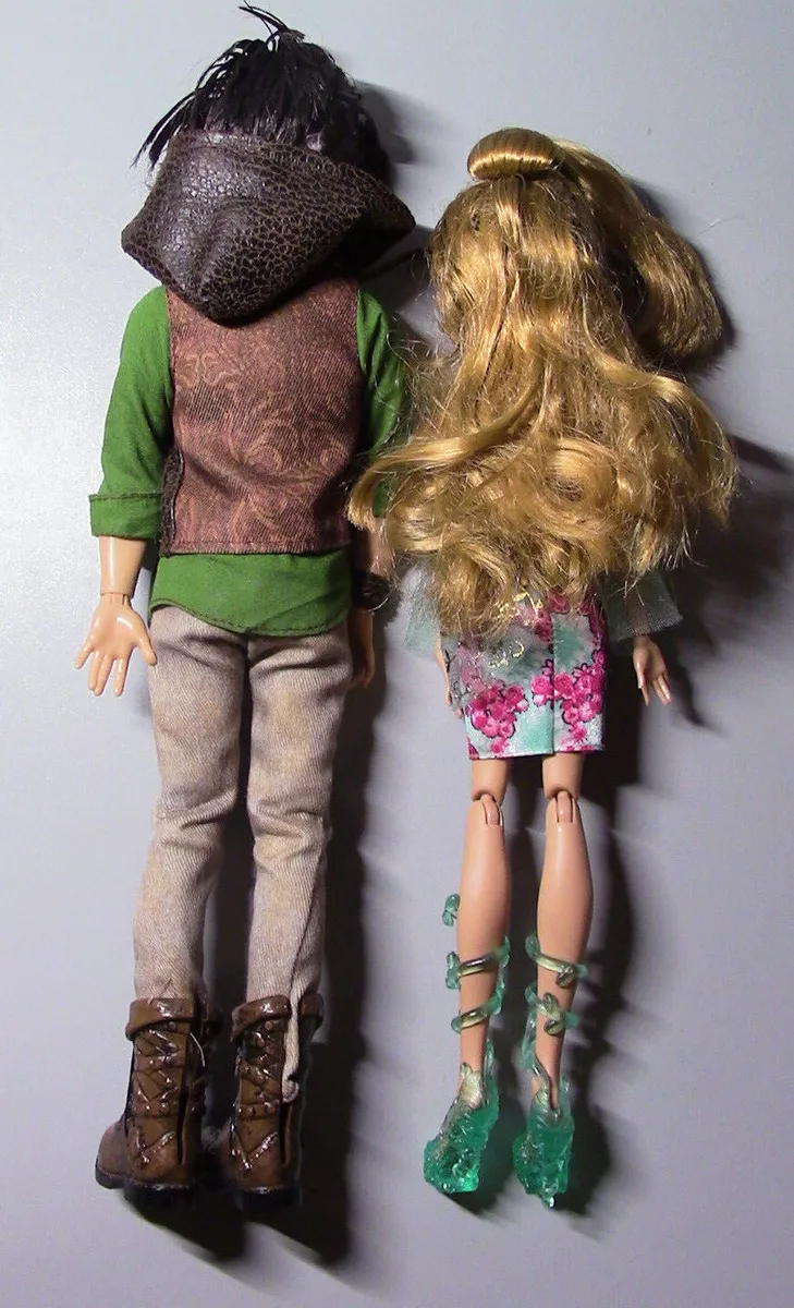 Ever After High Ashlynn Ella and Hunter Huntsman Fashion Doll, 2-Pack