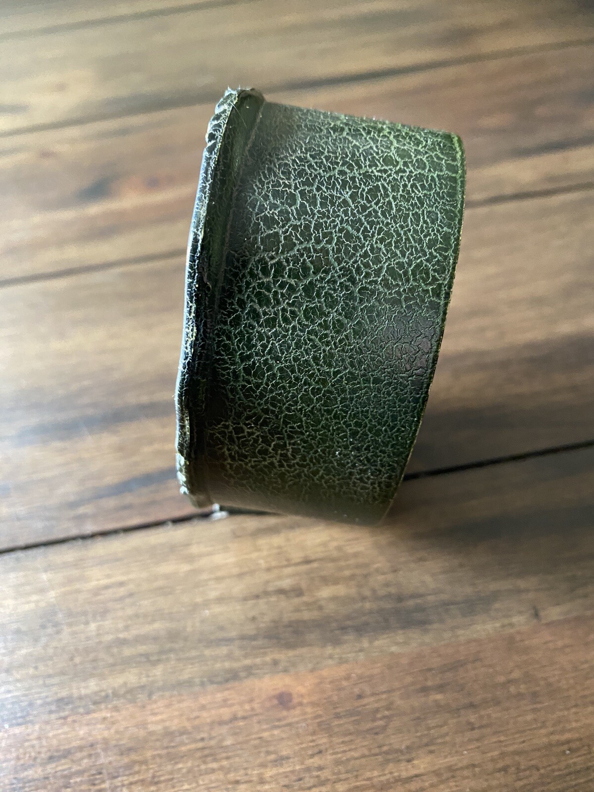 Small Table Clock Green Leather Appearance vintage