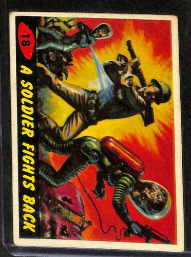 1962 Bubbles Inc., Mars Attacks, #18 A Soldier Fights Back - Picture 1 of 2