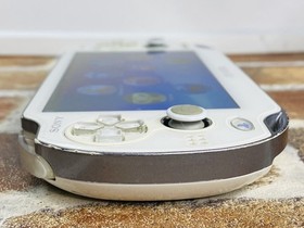 SONY PS Vita PCH 1000 ZA02 Crystal White Japan Tested Charger 8GB Memory Ex DDP