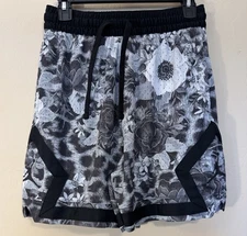 Jordan Shorts M Sport Dri-FIT Printed Mesh Diamond Black Gray Floral Print Vent