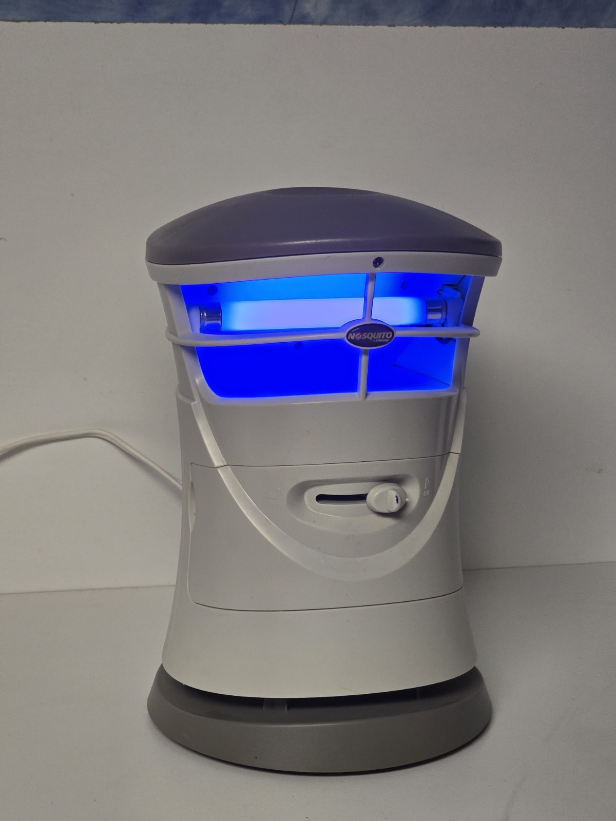 NoSquito by Stinger Indoor Mosquito Trap / Bug Zapper