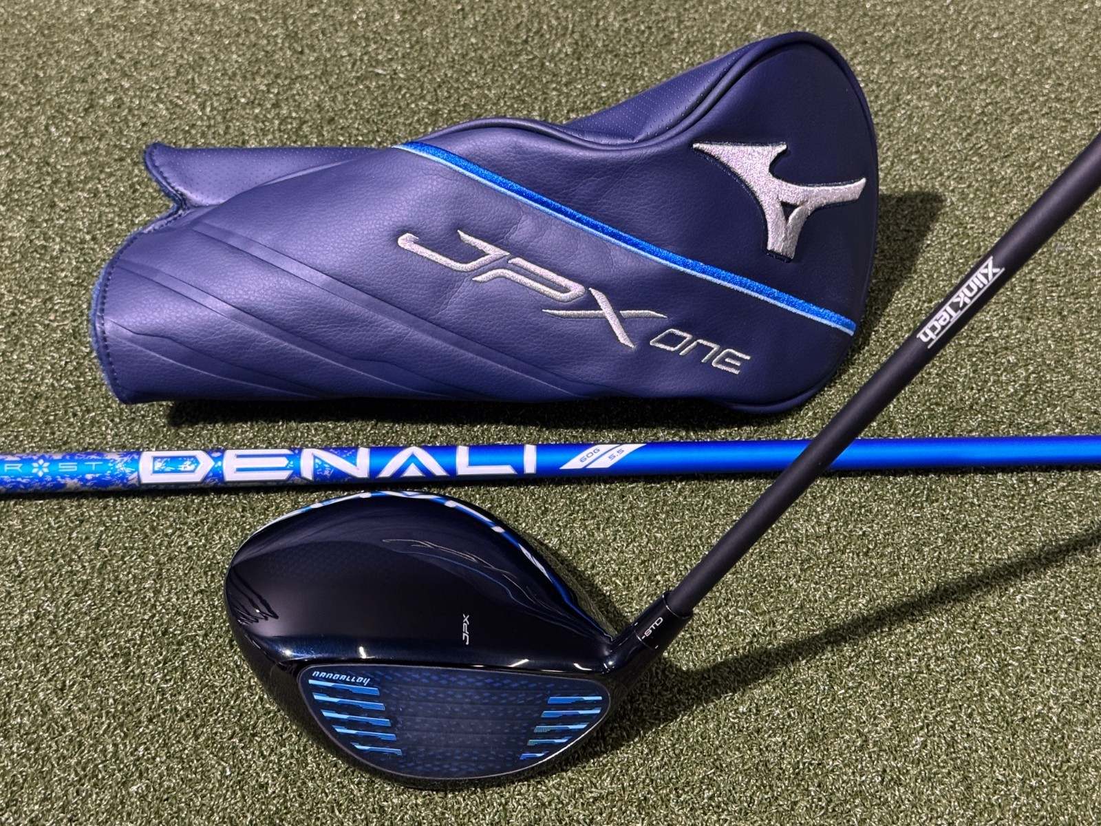 MIZUNO JPX ONE 10.5˚ "RH" TENSEI BLUE 50G REG, PJX FROST DE