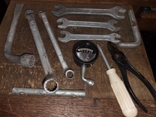 Coffret d'outils de réparation automobile soviétique vintage - URSS